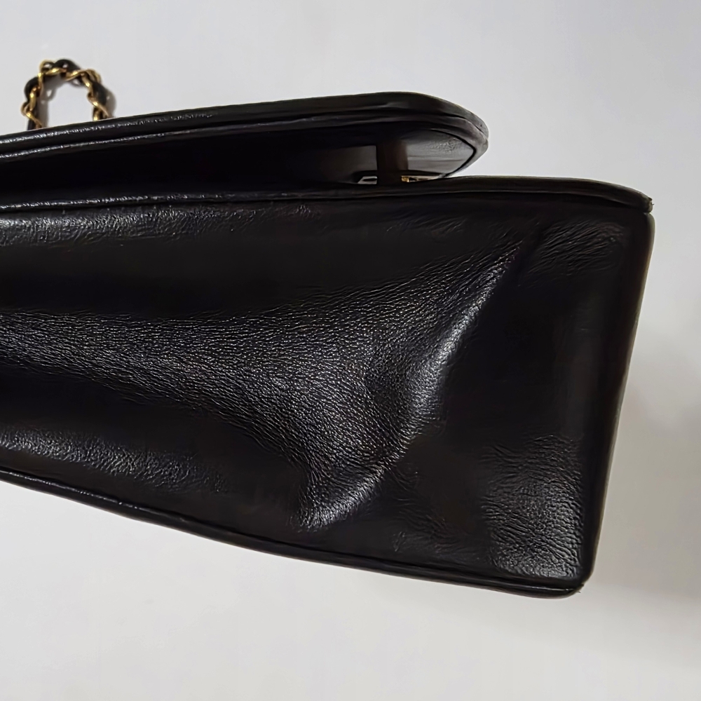 Chanel Diana In Lambskin Leather - Picture 8 of 10